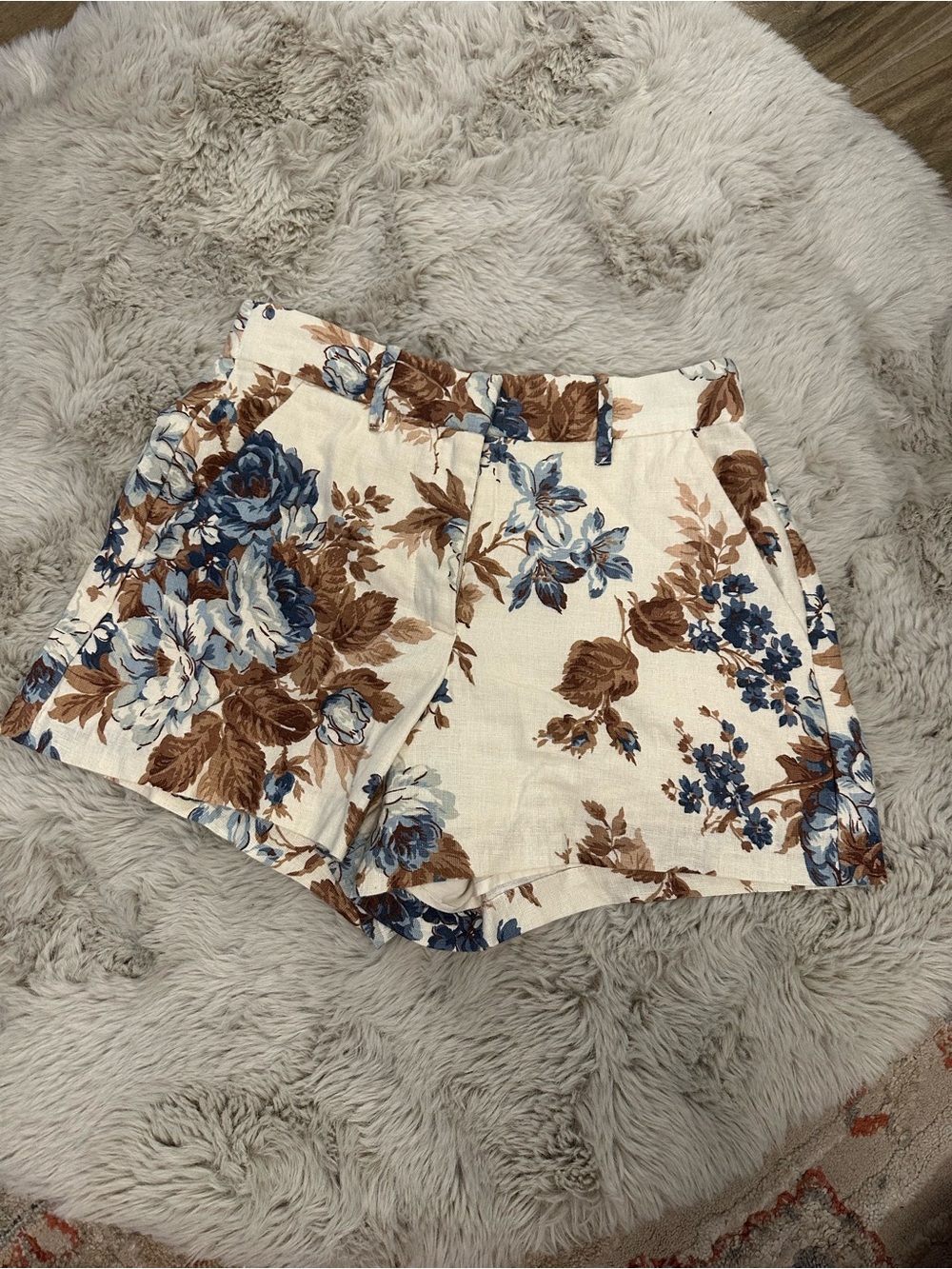 Abercrombie & Fitch High-Waist Floral Linen Shorts